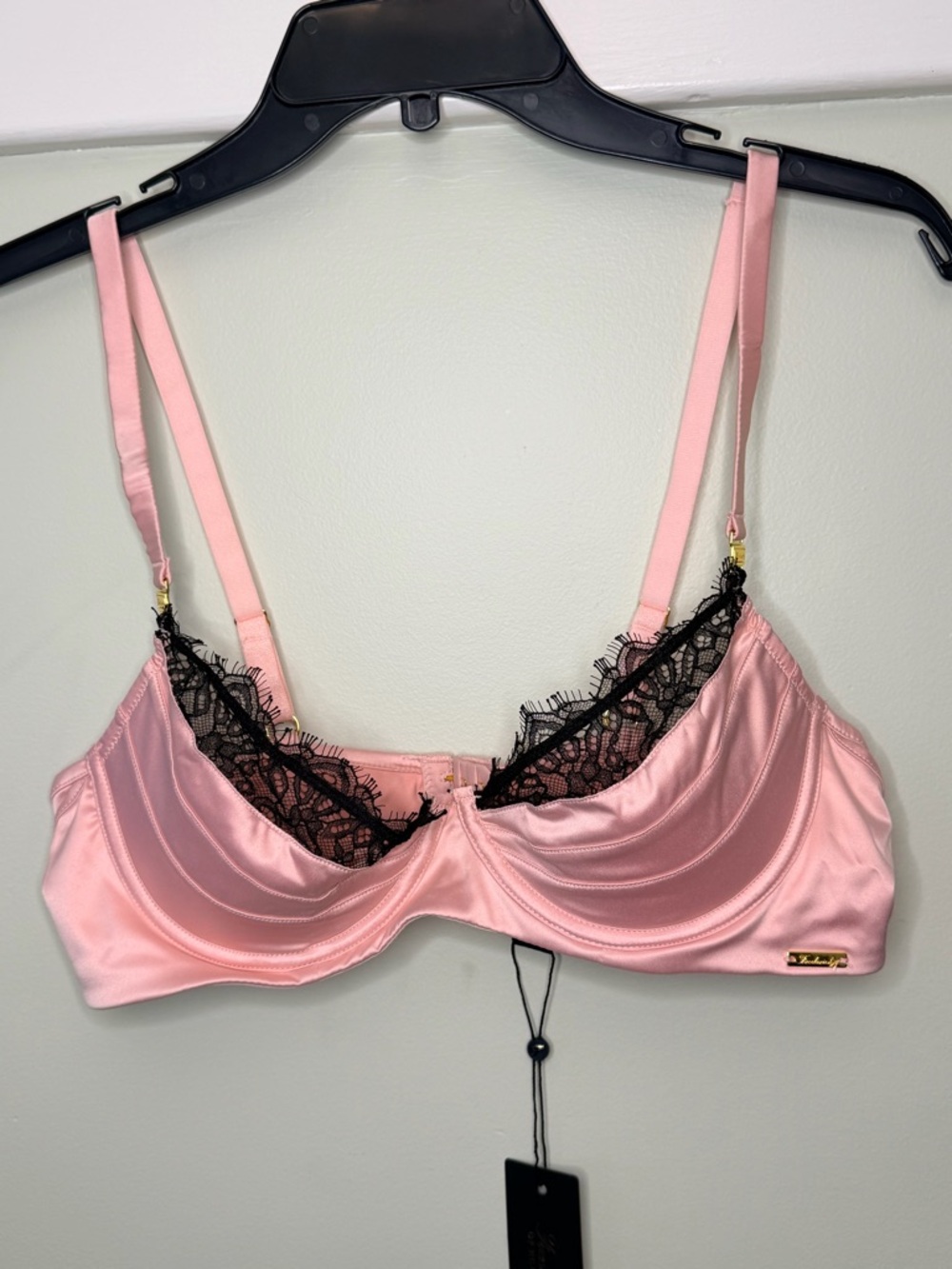 Fredericks of Hollywood NWT Rosalind Satin Lace Underwire Bralette - Pink